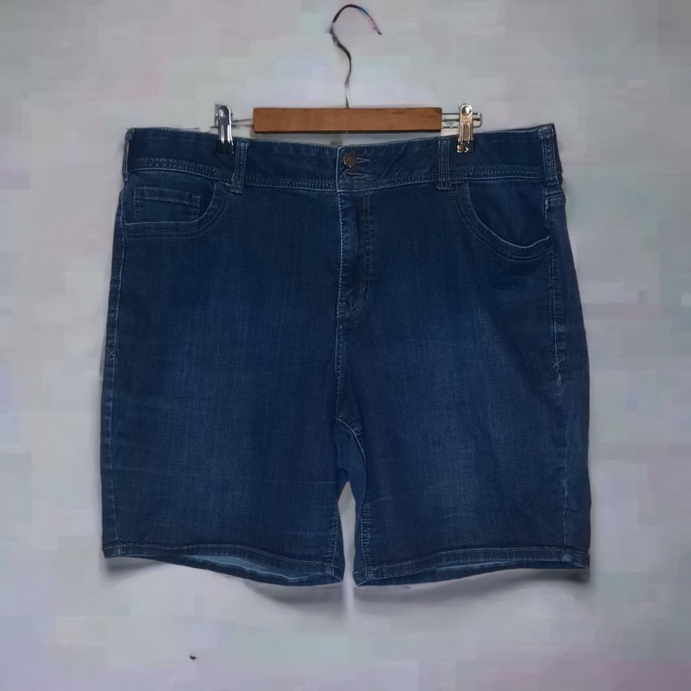 Lane Bryant Plus Size 22 Cotton Blend Bermuda Shorts with Elastic Waist